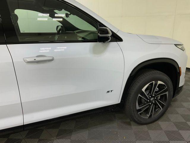 new 2026 Buick Enclave car, priced at $57,182