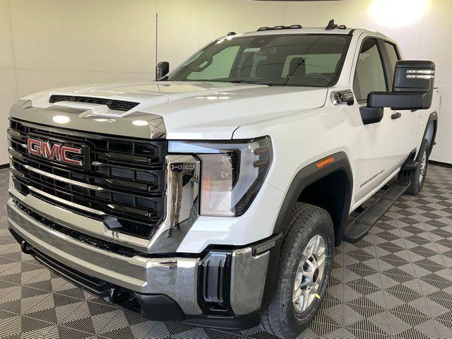 new 2025 GMC Sierra 2500 car, priced at $53,132