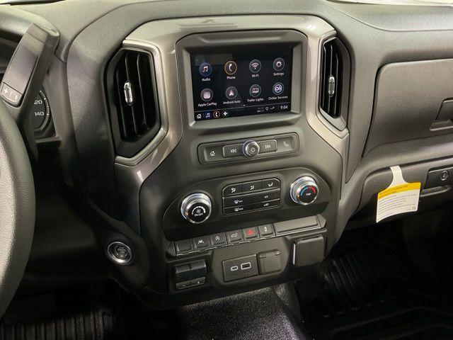 new 2025 GMC Sierra 1500 car, priced at $43,299