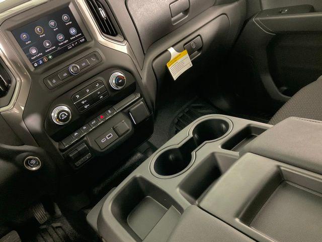 new 2025 GMC Sierra 1500 car, priced at $43,299