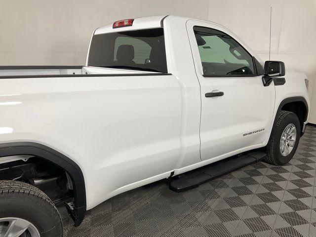 new 2025 GMC Sierra 1500 car, priced at $43,299