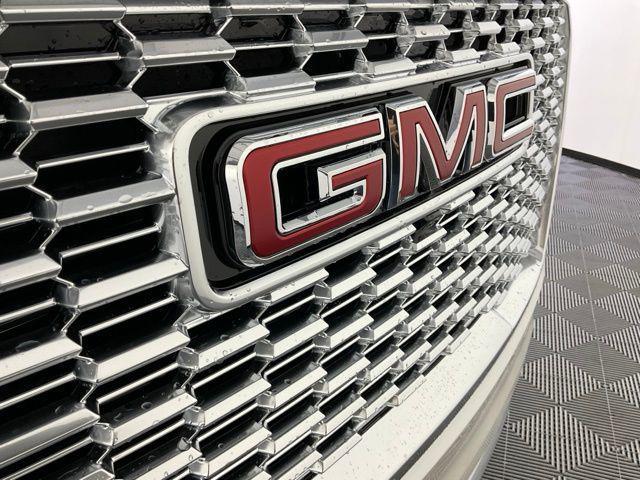 new 2024 GMC Yukon XL car, priced at $88,000