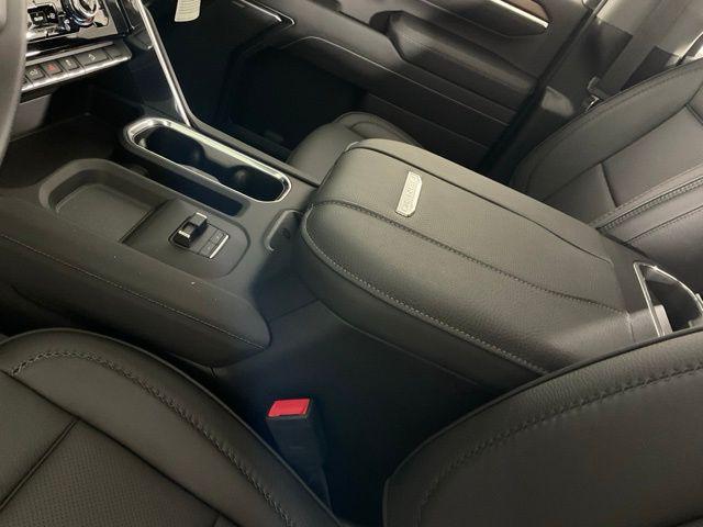 new 2025 GMC Sierra 2500 car, priced at $78,135