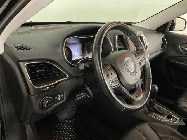 used 2020 Jeep Cherokee car, priced at $18,681