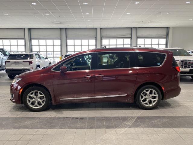 used 2018 Chrysler Pacifica car, priced at $15,549