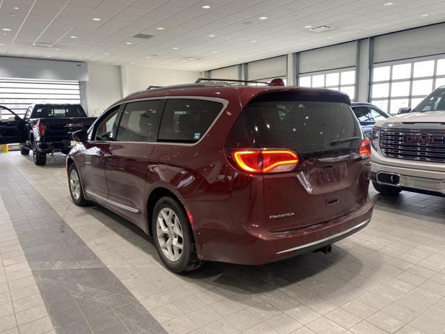 used 2018 Chrysler Pacifica car, priced at $15,549