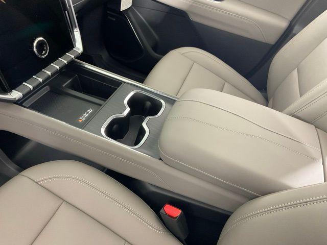 new 2025 GMC Acadia car, priced at $51,641