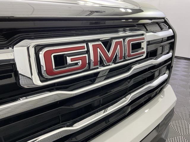 new 2025 GMC Terrain car, priced at $33,395