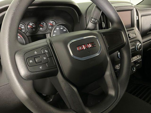 new 2025 GMC Sierra 1500 car, priced at $48,552