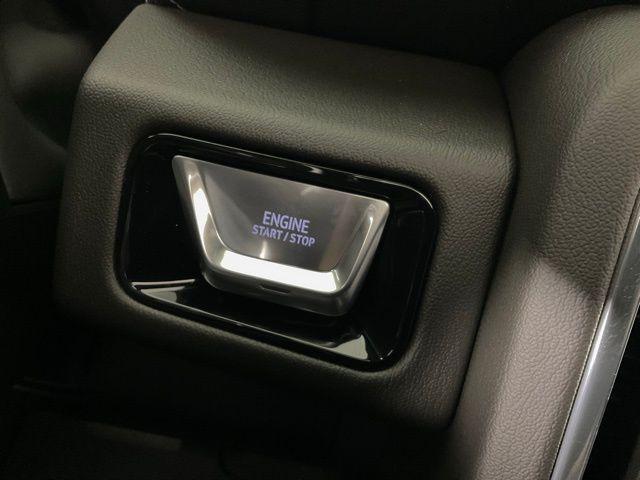 new 2025 GMC Yukon XL car, priced at $101,165