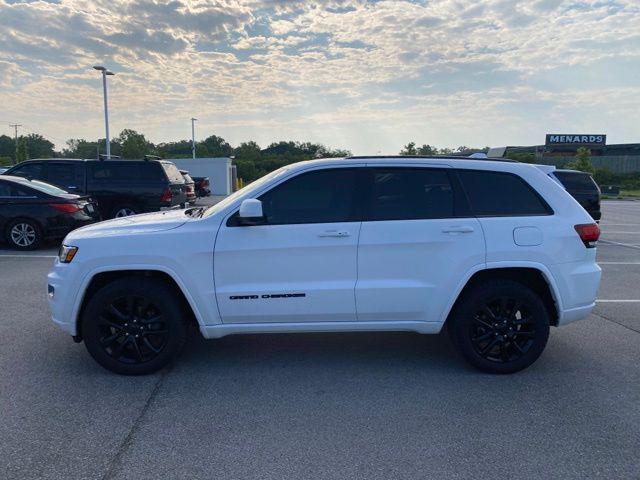 used 2018 Jeep Grand Cherokee car, priced at $17,746