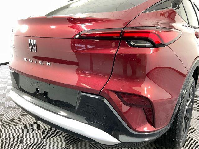 new 2025 Buick Envista car, priced at $28,505