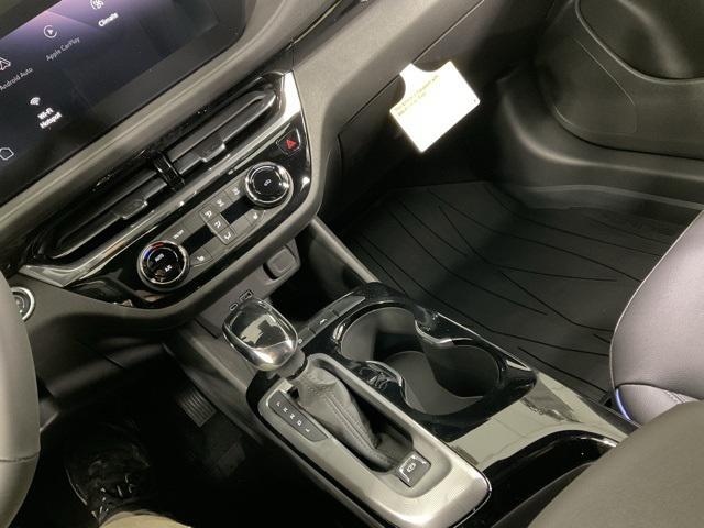 new 2025 Buick Envista car, priced at $28,505