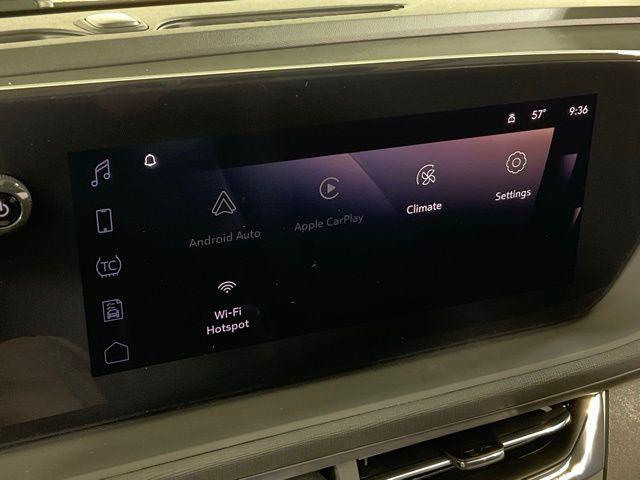 new 2025 Buick Envista car, priced at $28,100