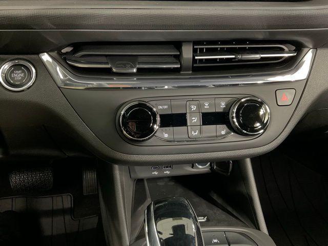 new 2025 Buick Envista car, priced at $28,100