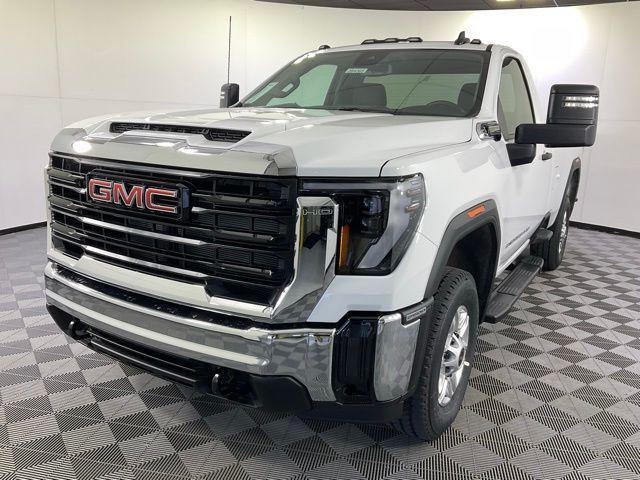 new 2025 GMC Sierra 2500 car, priced at $51,051