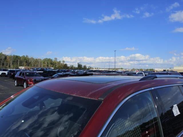 used 2024 GMC Acadia car, priced at $50,303