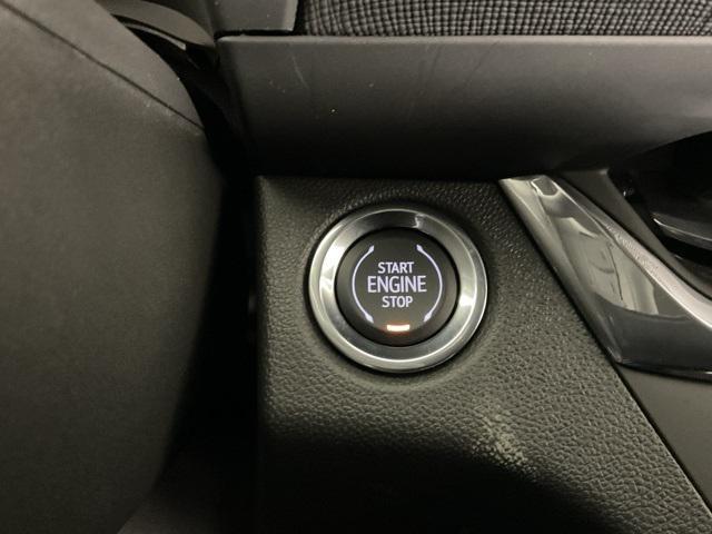 new 2025 Buick Envista car, priced at $28,100
