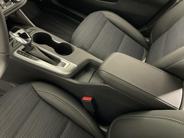 new 2025 Buick Envista car, priced at $28,100
