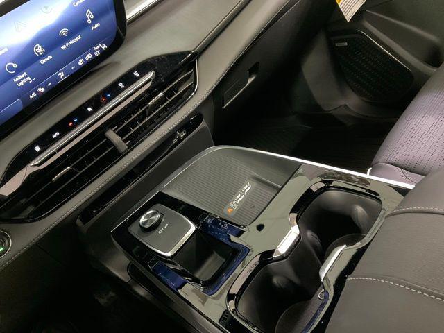 new 2025 Buick Enclave car, priced at $50,522