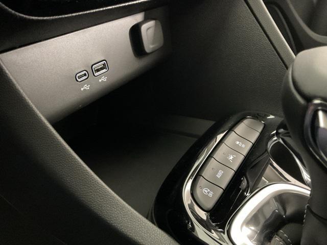 new 2025 Buick Encore GX car, priced at $33,727