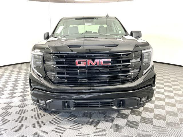 new 2025 GMC Sierra 1500 car, priced at $53,040