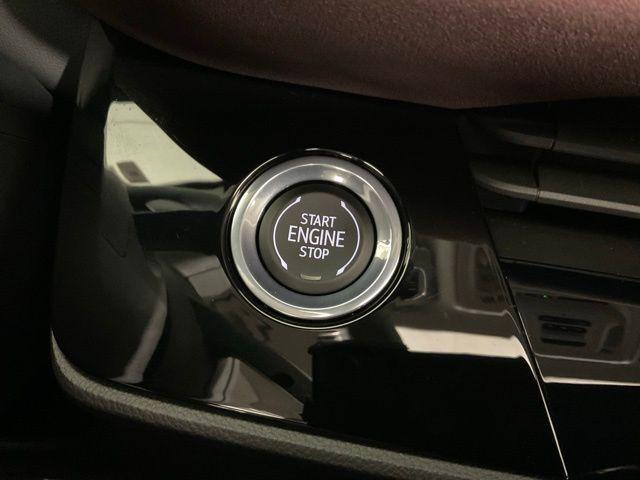 used 2025 Buick Envision car, priced at $37,640