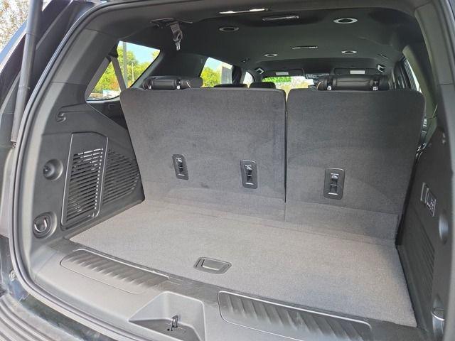 used 2024 GMC Yukon car, priced at $64,532
