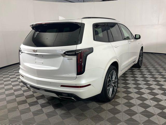 used 2022 Cadillac XT6 car, priced at $33,957