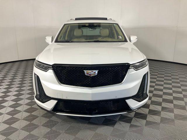used 2022 Cadillac XT6 car, priced at $33,957