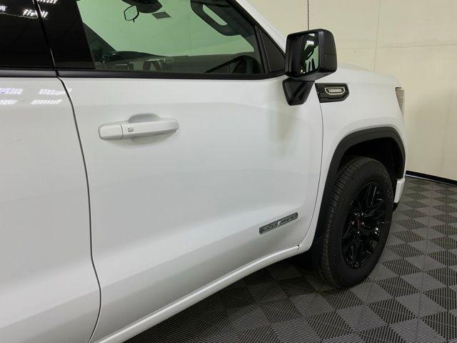 new 2026 GMC Sierra 1500 car, priced at $52,270