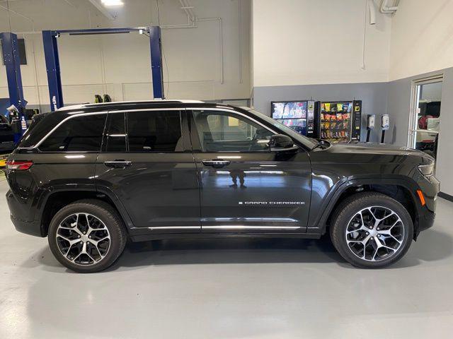 used 2024 Jeep Grand Cherokee car, priced at $52,299