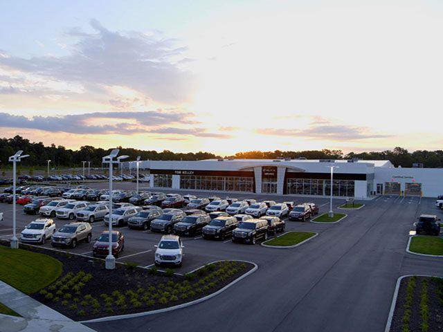 used 2024 Buick Enclave car, priced at $33,633