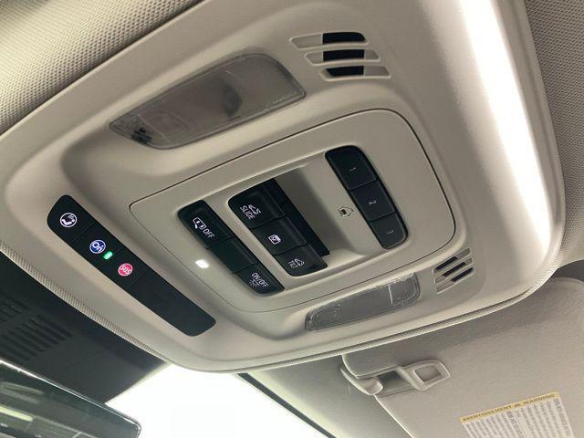 used 2024 Buick Envision car, priced at $43,971