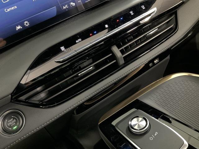 new 2025 Buick Enclave car, priced at $63,961