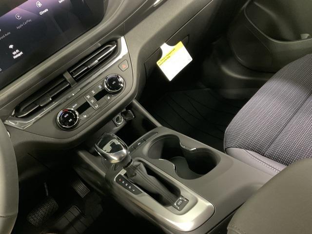 new 2025 Buick Envista car, priced at $27,130