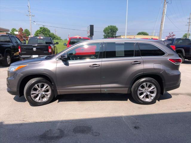 used 2014 Toyota Highlander car, priced at $14,999