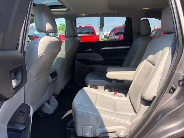 used 2014 Toyota Highlander car, priced at $14,999