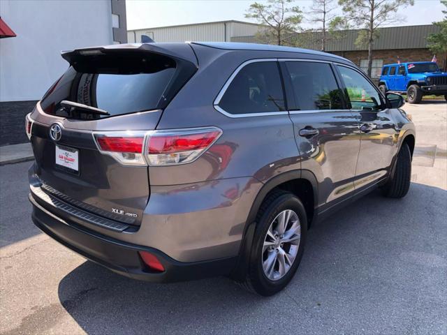 used 2014 Toyota Highlander car, priced at $14,999