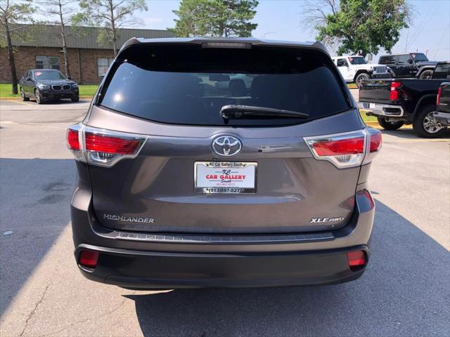 used 2014 Toyota Highlander car, priced at $14,999