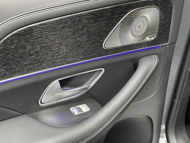 new 2025 Mercedes-Benz GLE 580 car, priced at $109,475