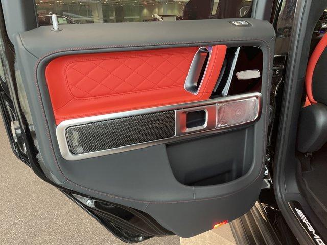 new 2025 Mercedes-Benz AMG G 63 car, priced at $289,150