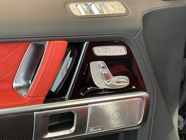 new 2025 Mercedes-Benz AMG G 63 car, priced at $289,150