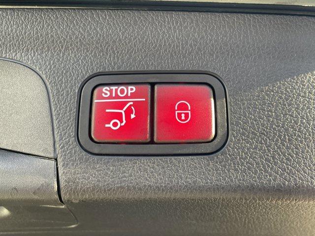 used 2025 Mercedes-Benz GLE 350 car, priced at $66,133