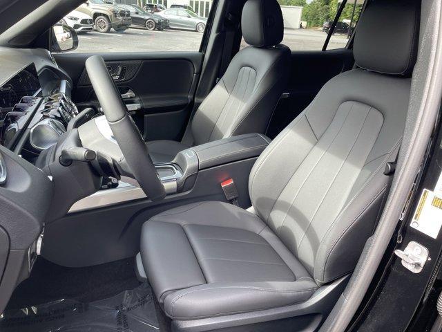 new 2025 Mercedes-Benz GLB 250 car, priced at $47,145