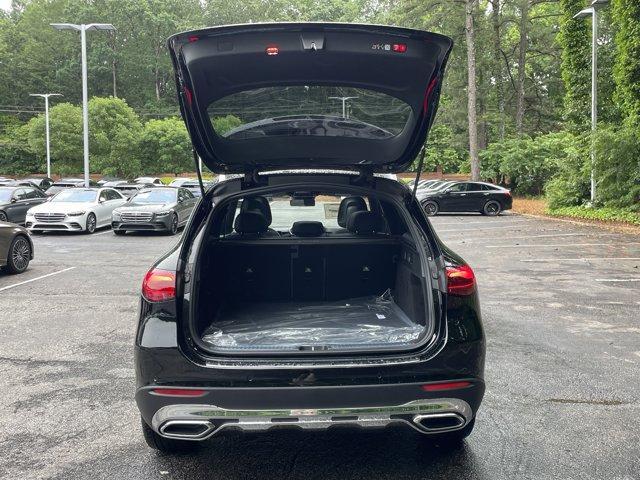 new 2025 Mercedes-Benz GLC 300 car, priced at $55,565
