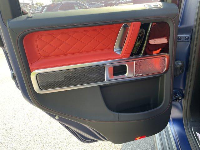 new 2025 Mercedes-Benz AMG G 63 car, priced at $251,095