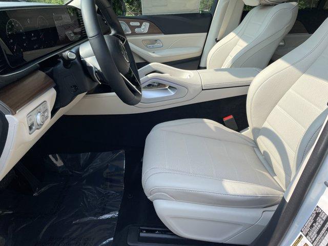 new 2025 Mercedes-Benz GLE 350 car, priced at $81,255