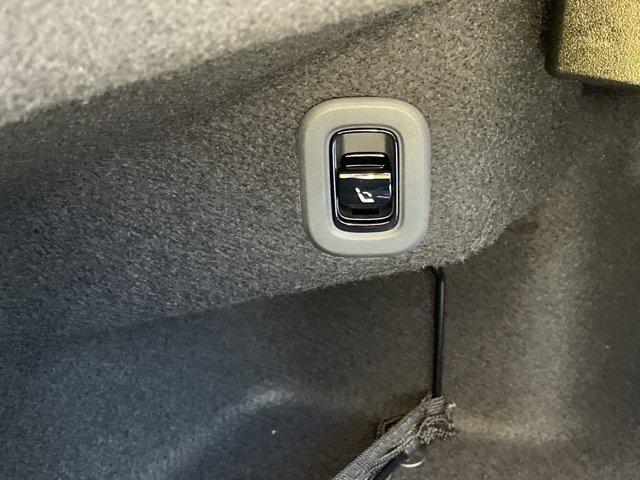 new 2026 Mercedes-Benz AMG CLE 53 car, priced at $109,360