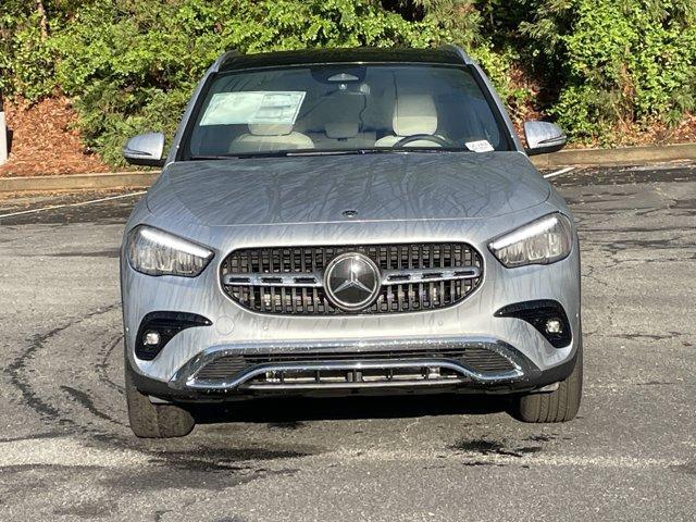 new 2025 Mercedes-Benz GLA 250 car, priced at $49,600